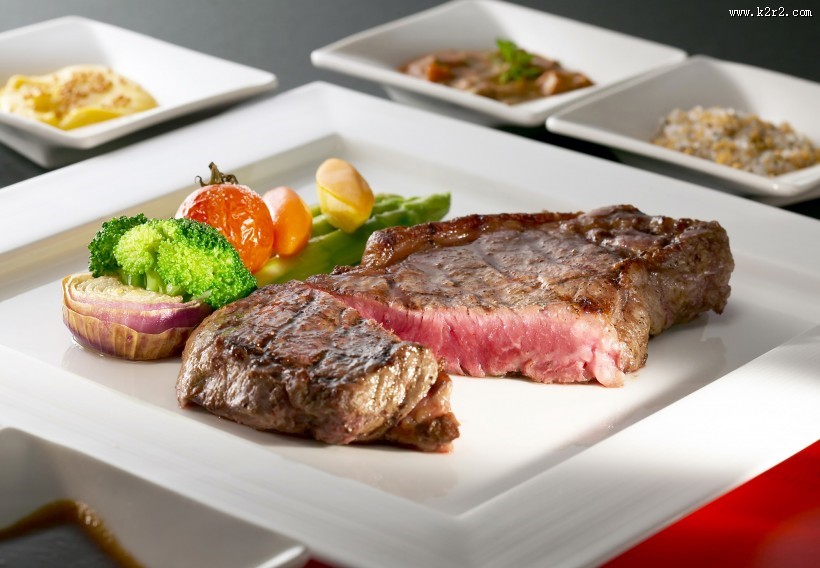 美味好吃的牛排图片