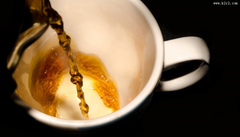 杯子里的茶图片