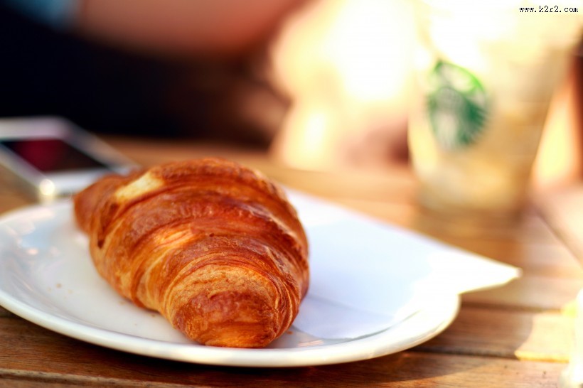 香喷喷的牛角面包图片大全