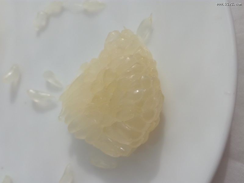 晶莹剔透的西柚图片