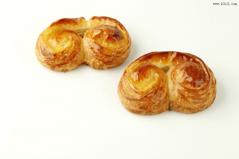 美味的起酥面包图片