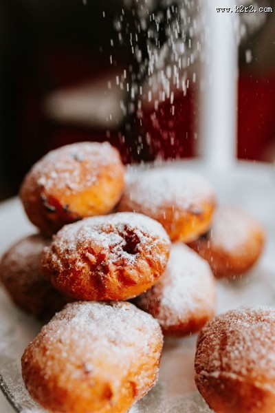 传统的波兰甜甜圈图片