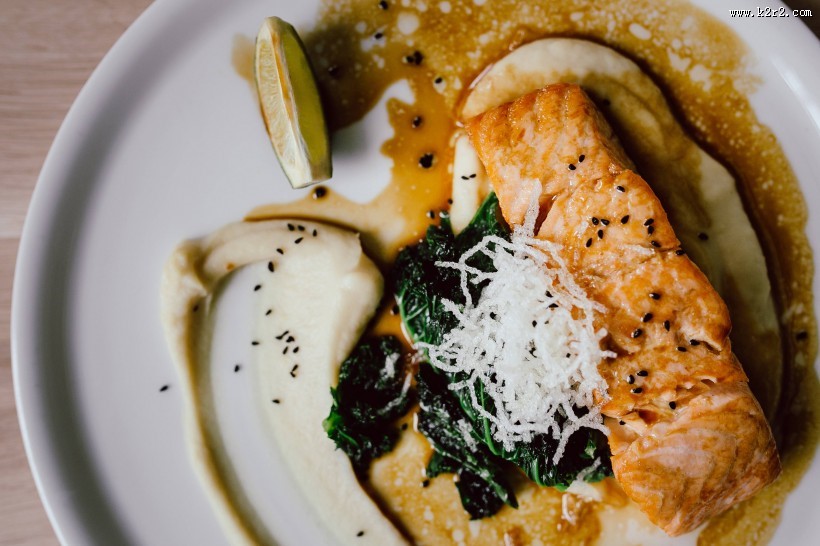 美味的山羊奶酪沙拉图片大全