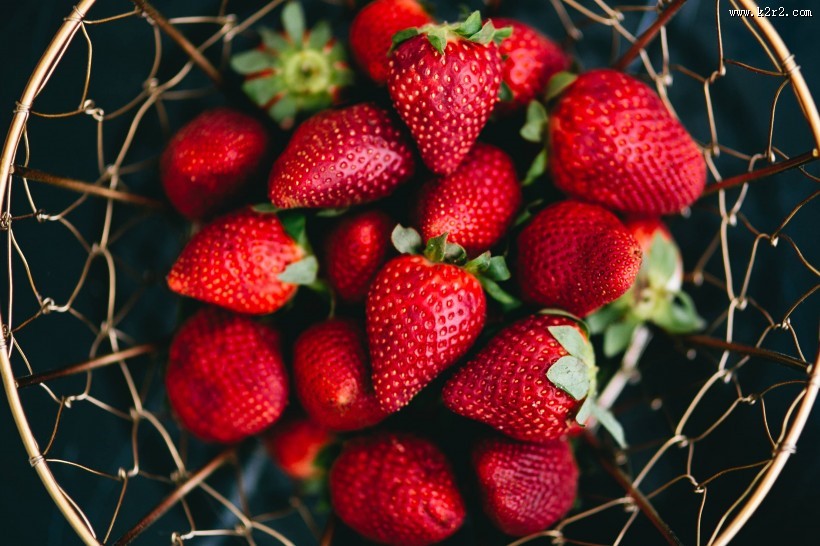 美味的草莓图片
