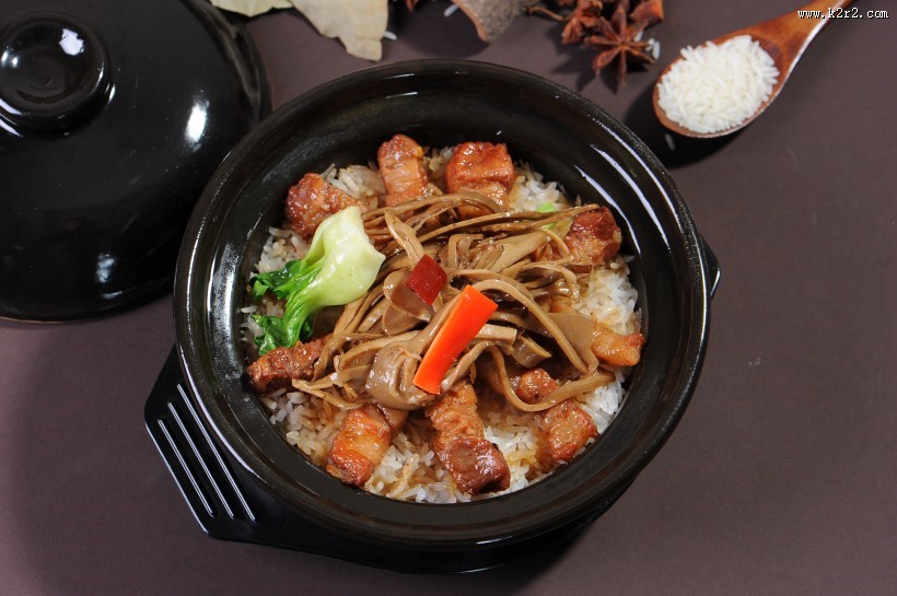 喷香可口的煲仔饭图片