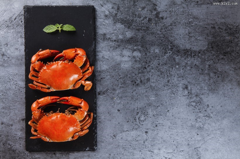 鲜嫩肥美的大闸蟹图片