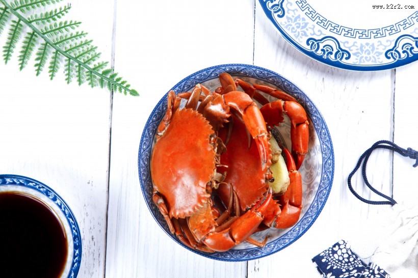 鲜嫩肥美的大闸蟹图片