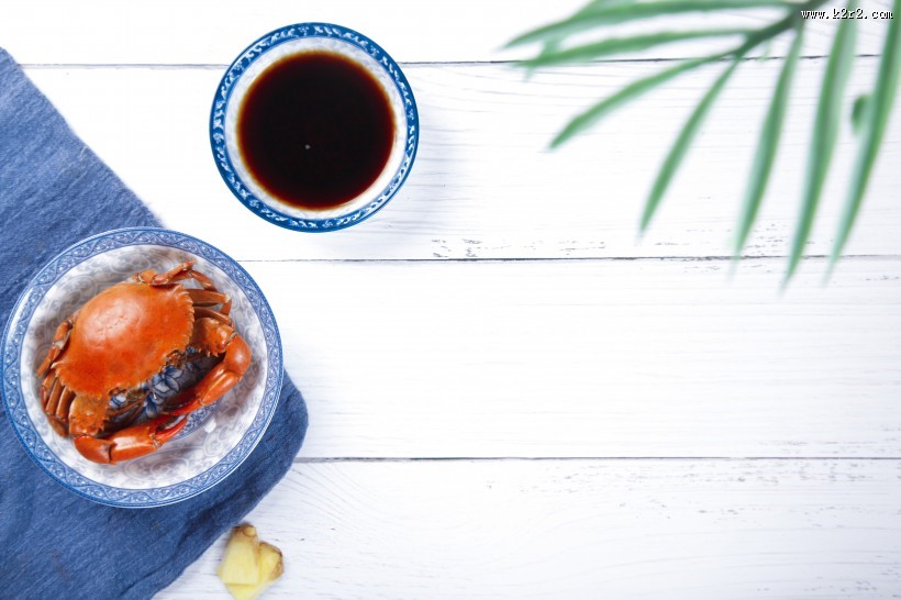 鲜嫩肥美的大闸蟹图片