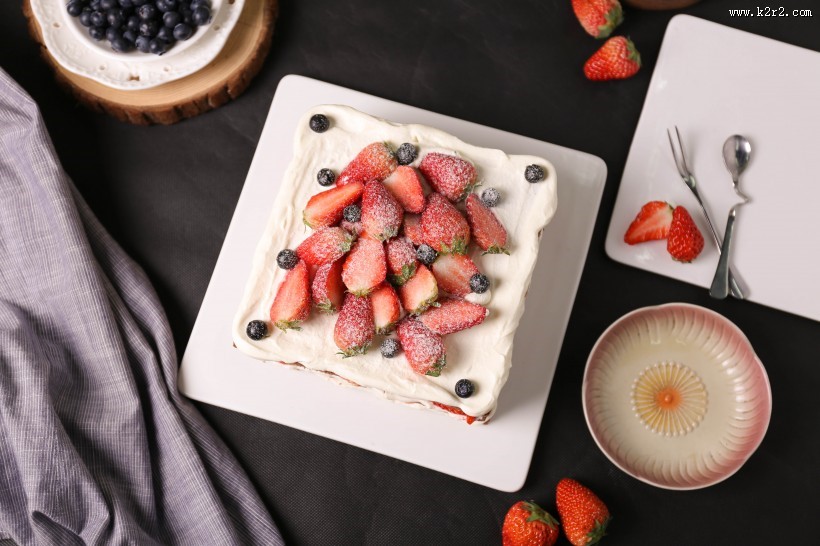 香甜美味的水果蛋糕图片