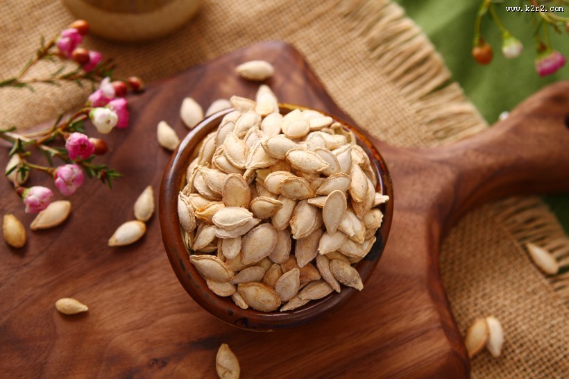 白色南瓜子图片