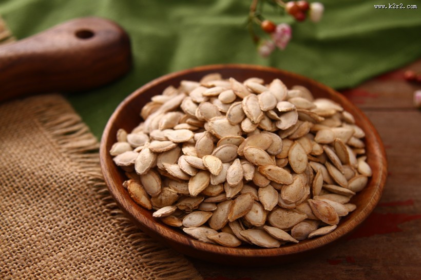 白色南瓜子图片