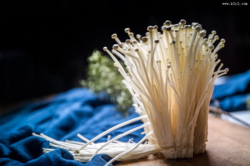 营养健康的金针菇图片