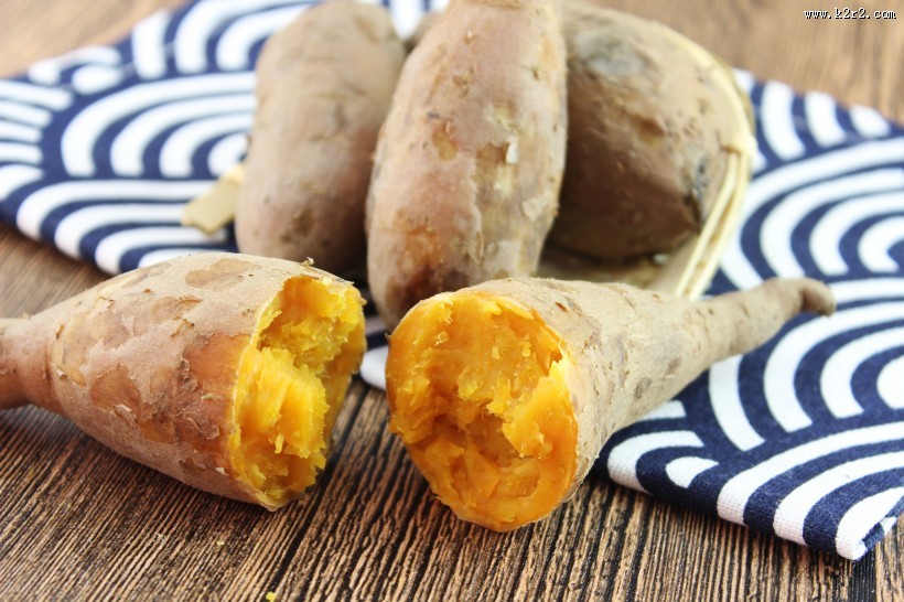 煮熟的红薯图片