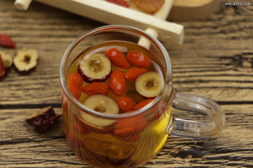 好喝的养生枸杞菊花茶图片