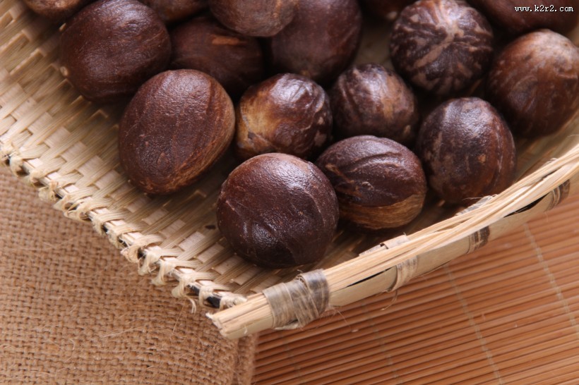 棕色的香果图片