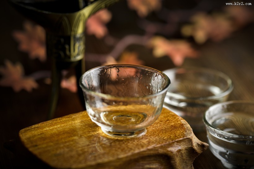 高浓度辛辣的白酒图片大全