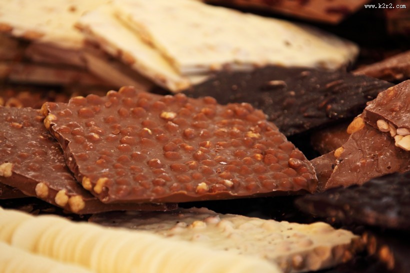 巧克力味的甜点图片