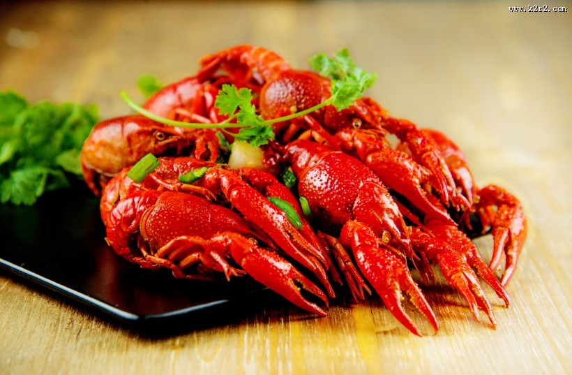 鲜美浓香的麻辣小龙虾图片