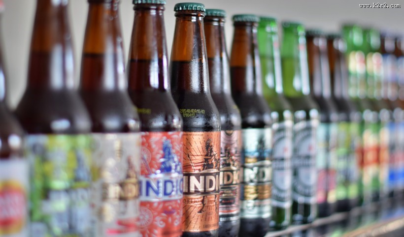 夏日酷爽清凉啤酒图片