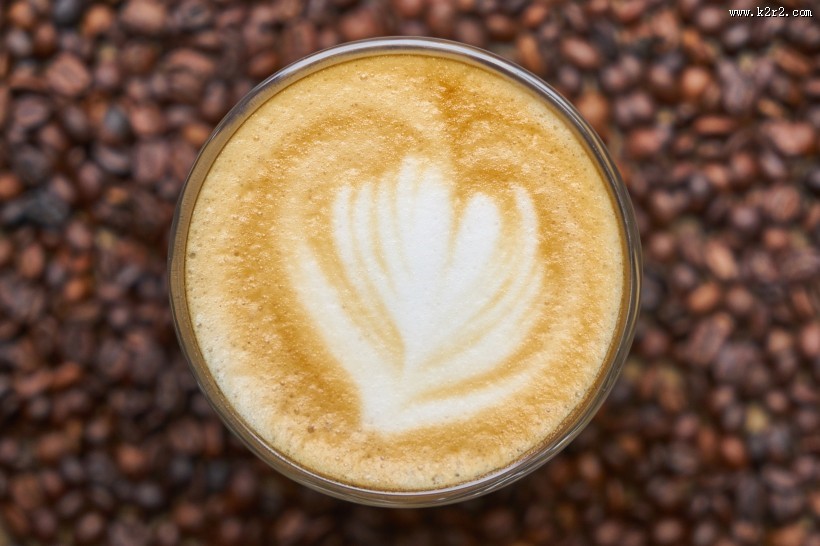 醇香浓厚的咖啡豆图片