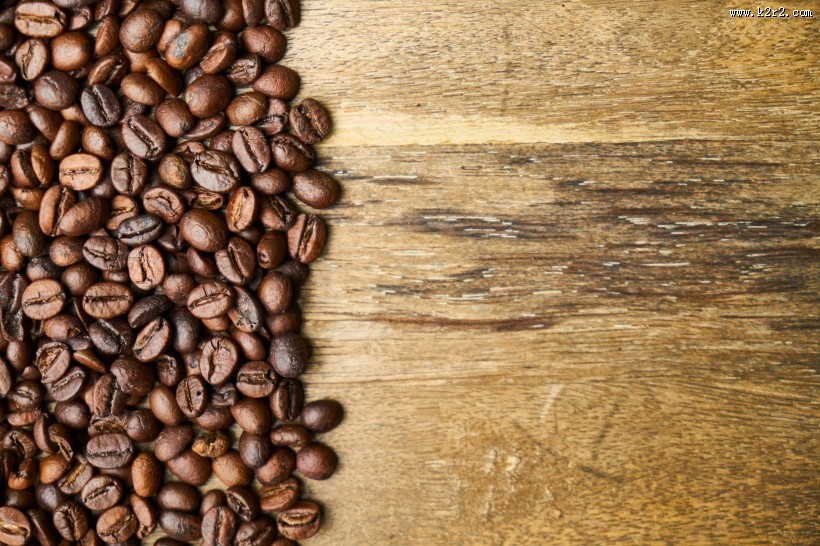 醇香浓厚的咖啡豆图片