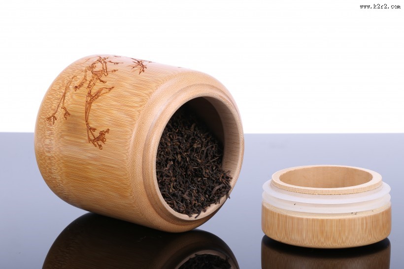 清香养生的红茶图片