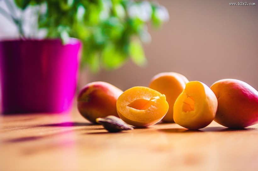 诱人的桃子图片