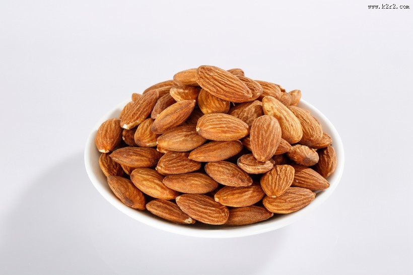 好吃的大杏仁图片
