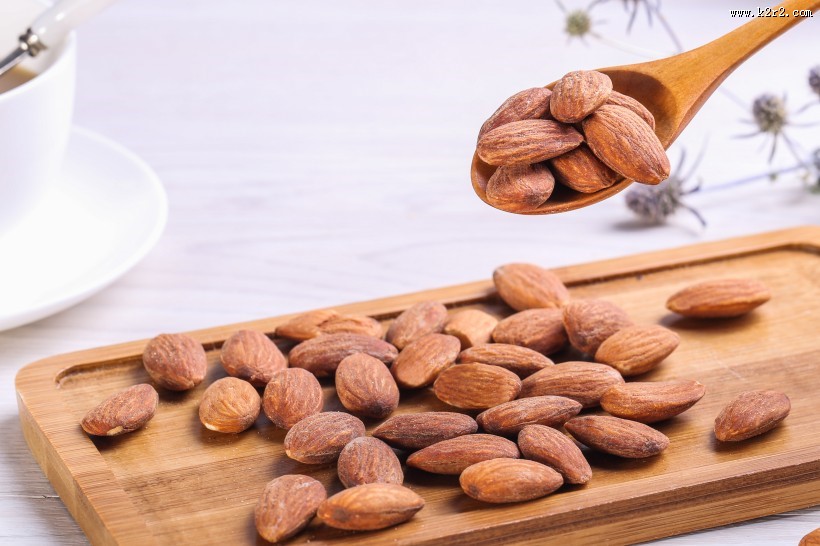 好吃的大杏仁图片