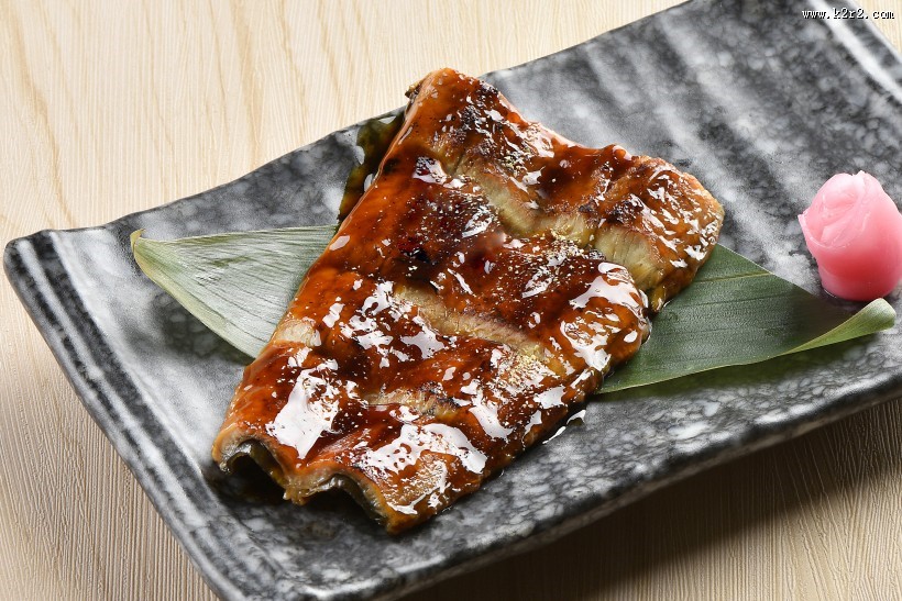 精致美味的日式料理图片