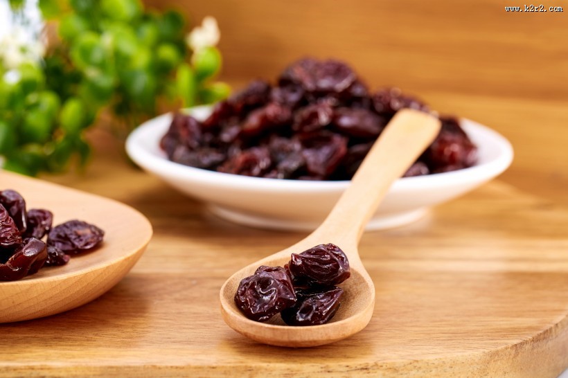 酸甜零食蓝莓干图片