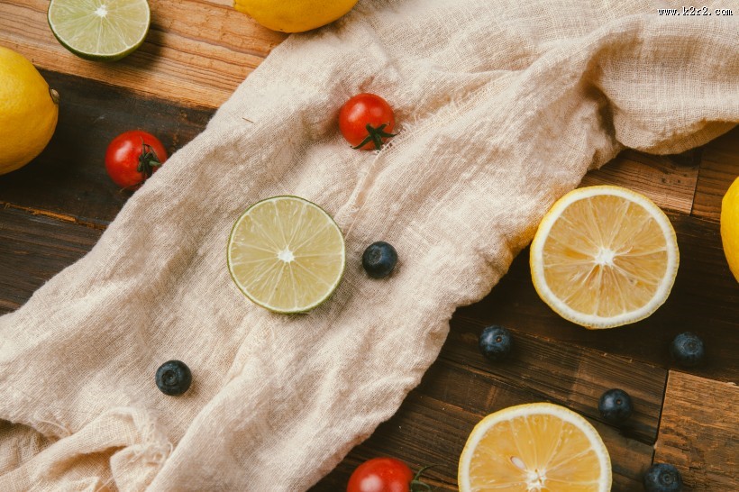 清凉的夏日柠檬图片