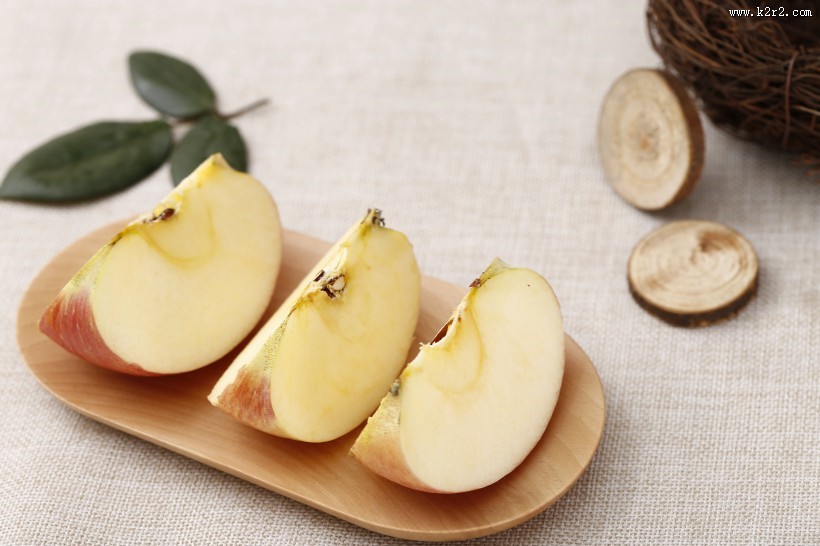 脆甜美味的苹果图片