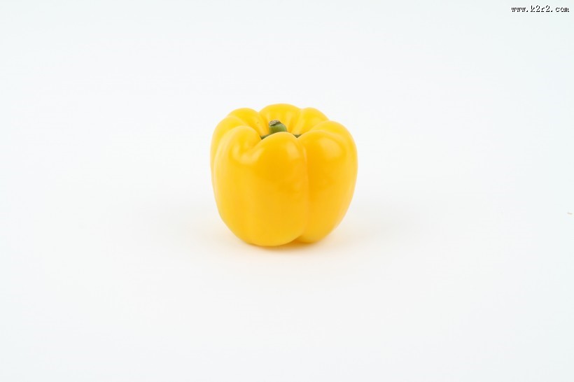 色彩鲜艳的灯笼椒图片