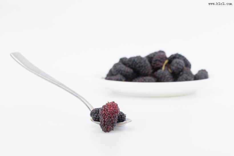 酸甜可口的桑葚图片