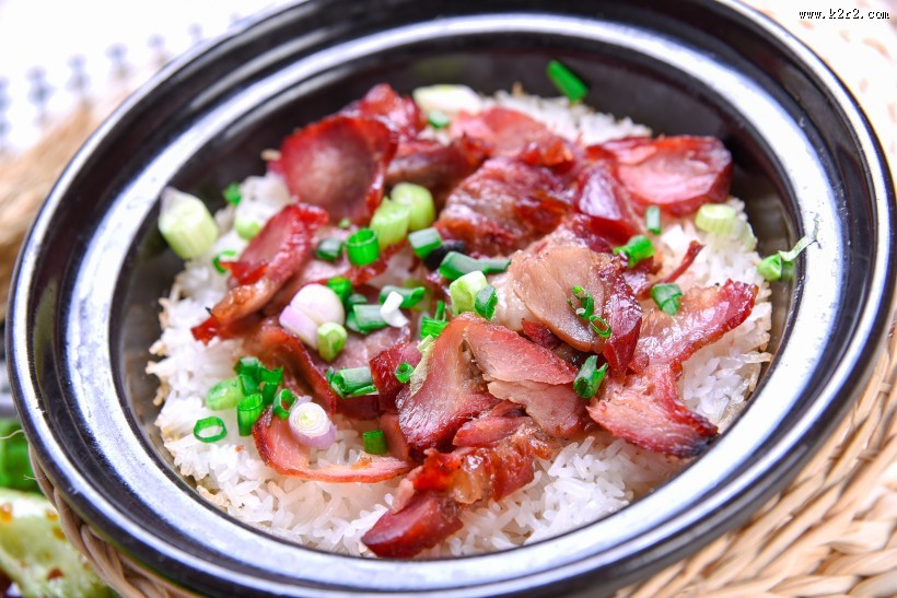 特色粤菜煲仔饭图片