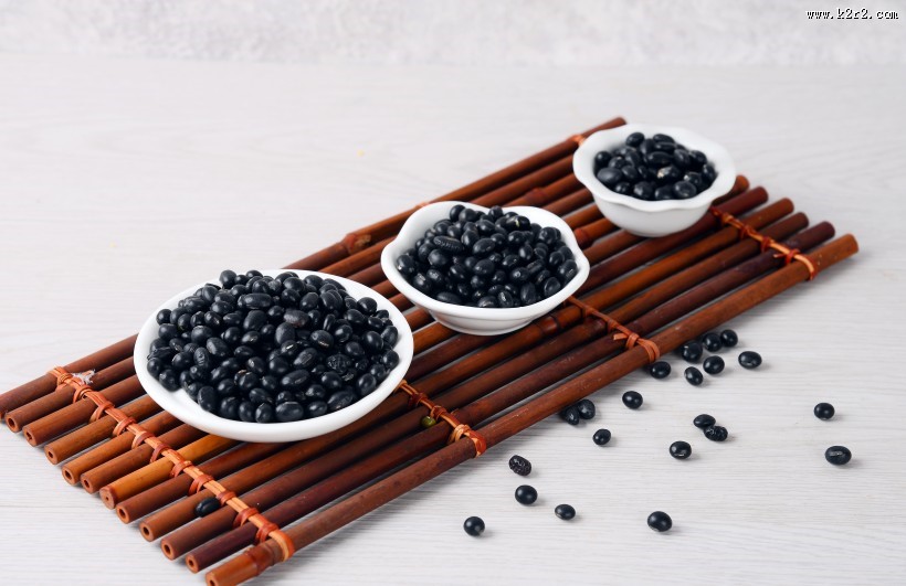 营养健康粗粮黑豆图片