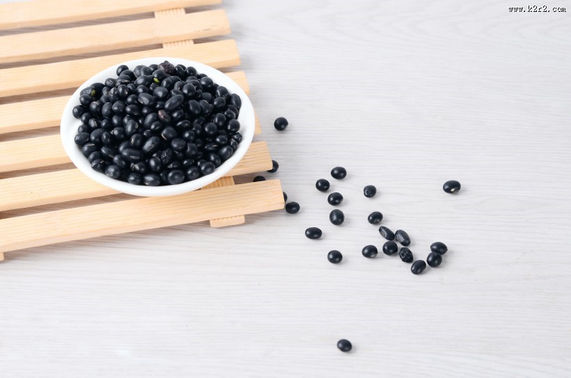 营养健康粗粮黑豆图片