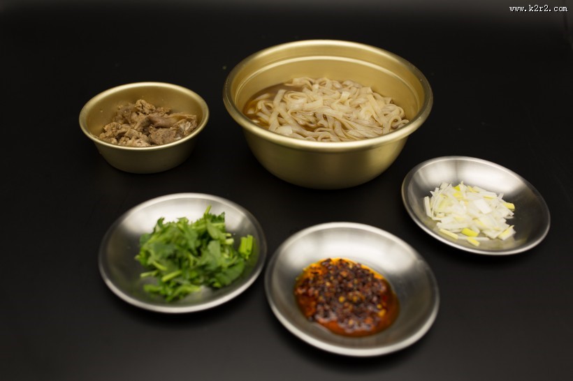 美味好吃的朝鲜冷面图片