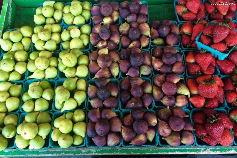 水果摊上的水果图片