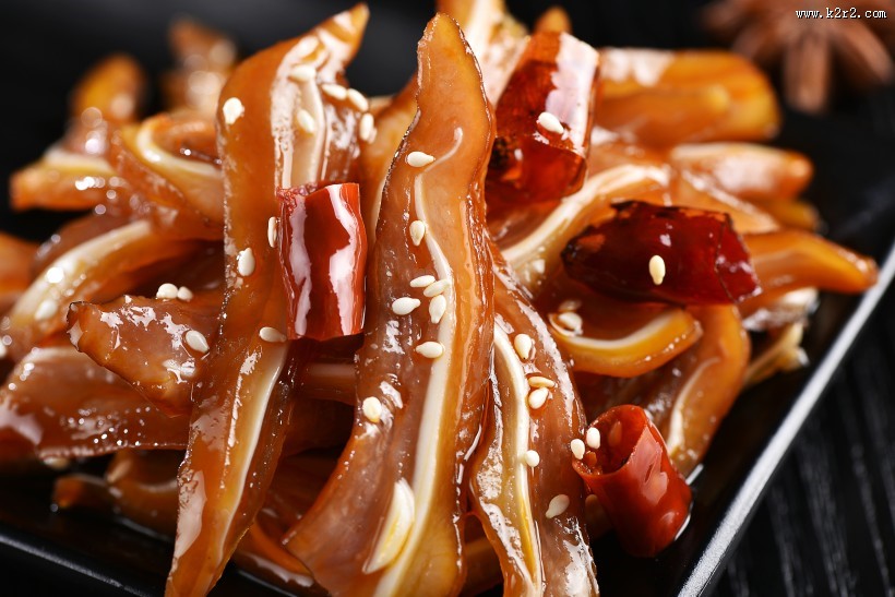 好吃的凉拌麻辣耳丝图片