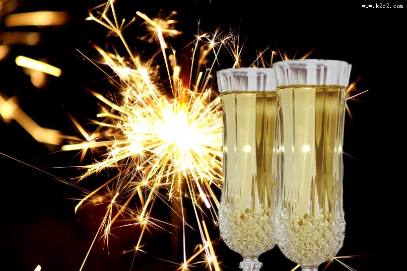 优雅的黄色香槟酒图片