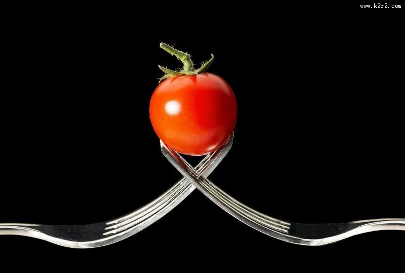酸酸甜甜的西红柿摄影图片