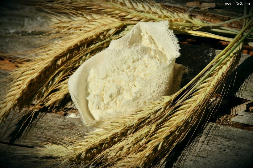面粉高清图片