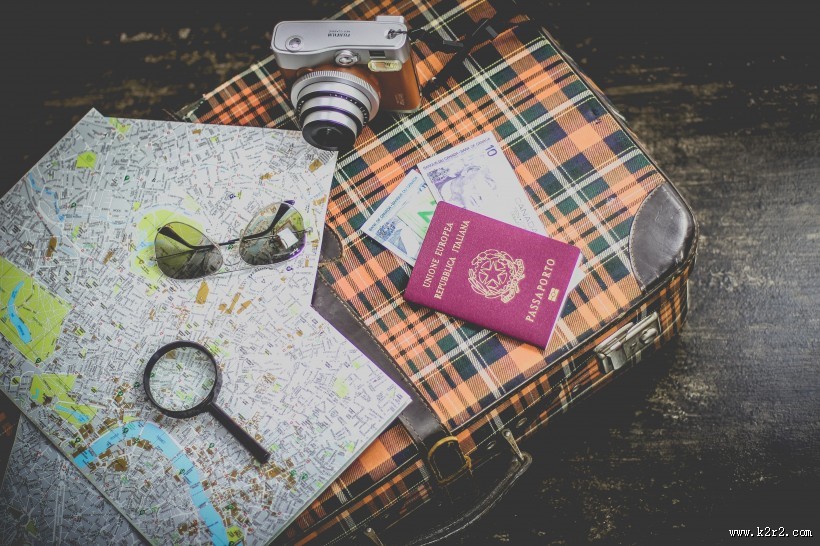 各种款式的行李箱图片