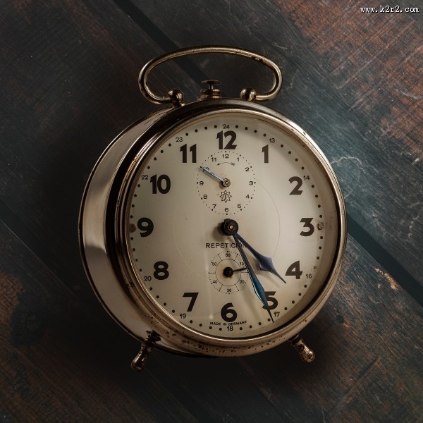 各种款式的闹钟图片