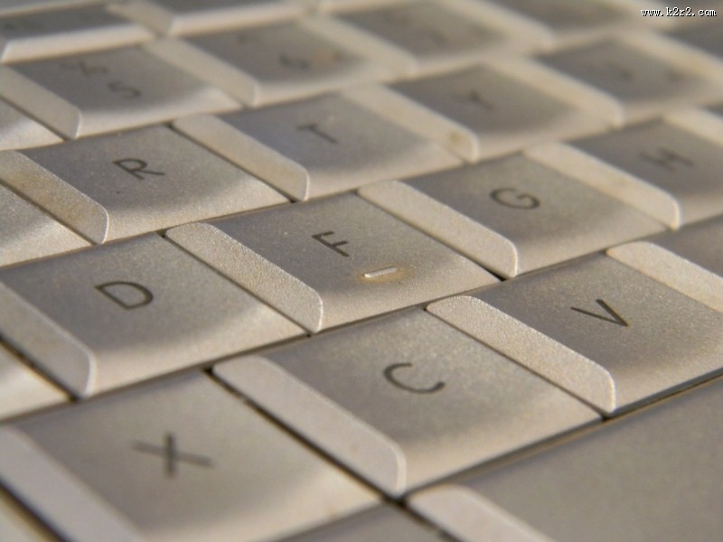白色的电脑键盘图片
