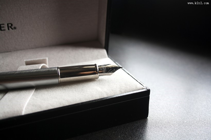 做工精致的钢笔图片