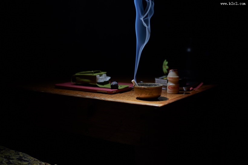 燃烧的香烟图片