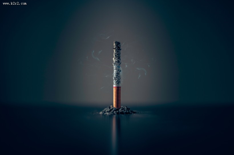 燃烧的香烟图片